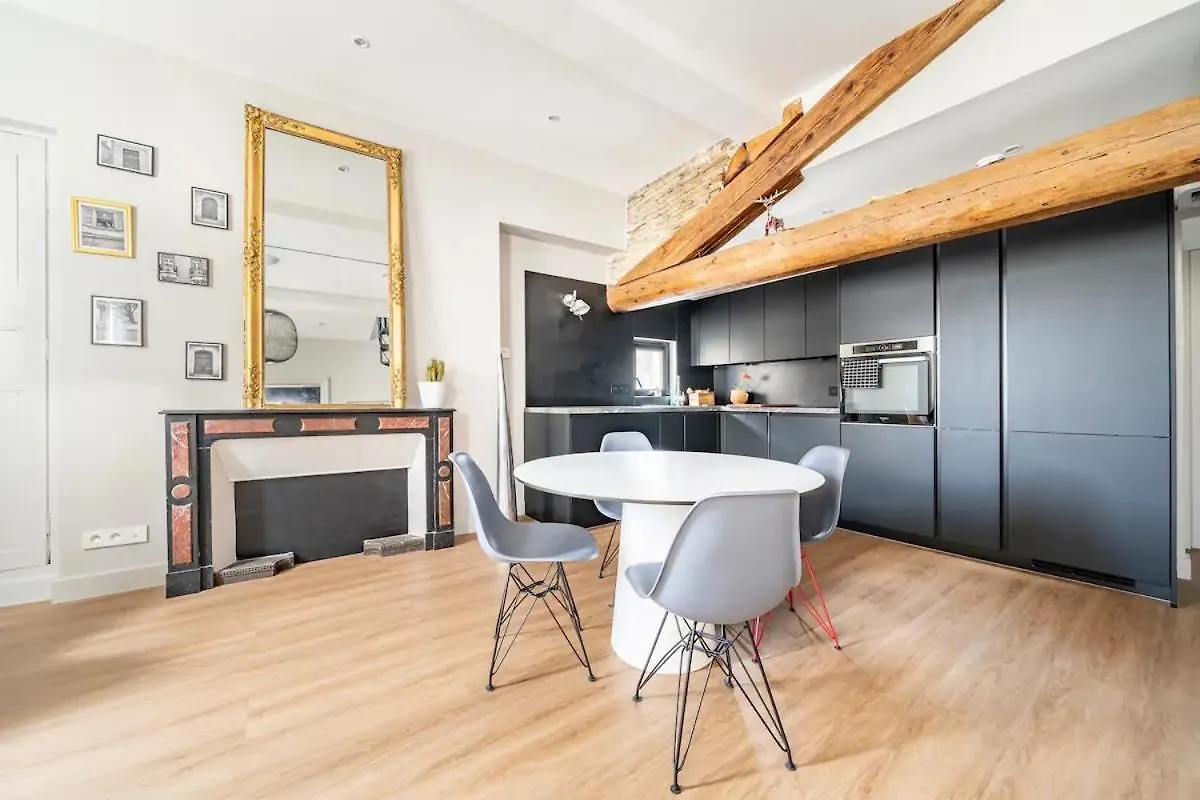 Superbe Appartement Intramuros Avignon 0*,  France